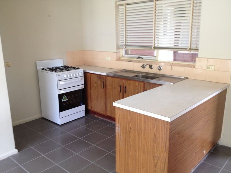 11/32 Kelvinside Road, Noble Park VIC 3174