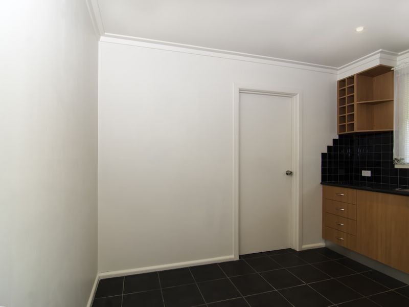 2/61 King George Parade, Dandenong VIC 3175