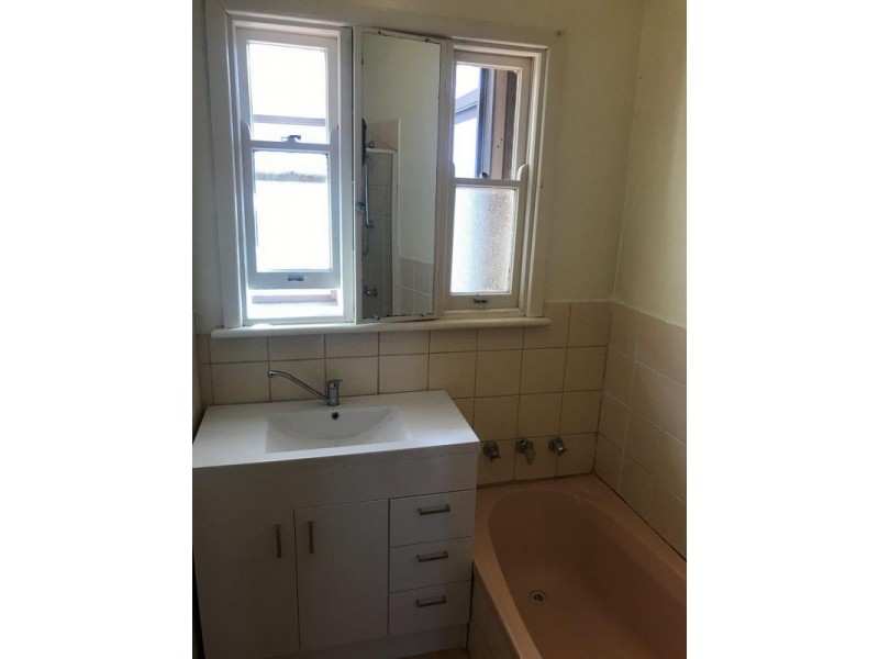 1/37 Kelvinside Road, Noble Park VIC 3174