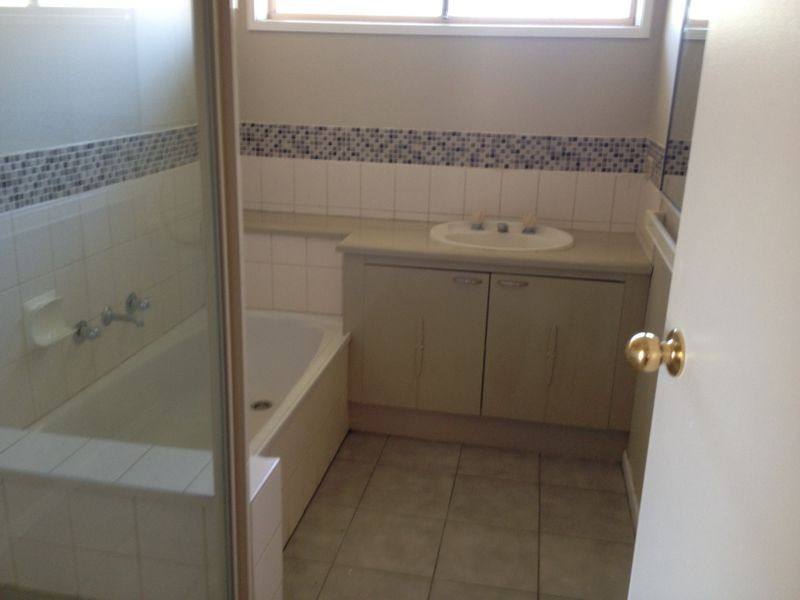 2/1 Flinders Street, Noble Park VIC 3174