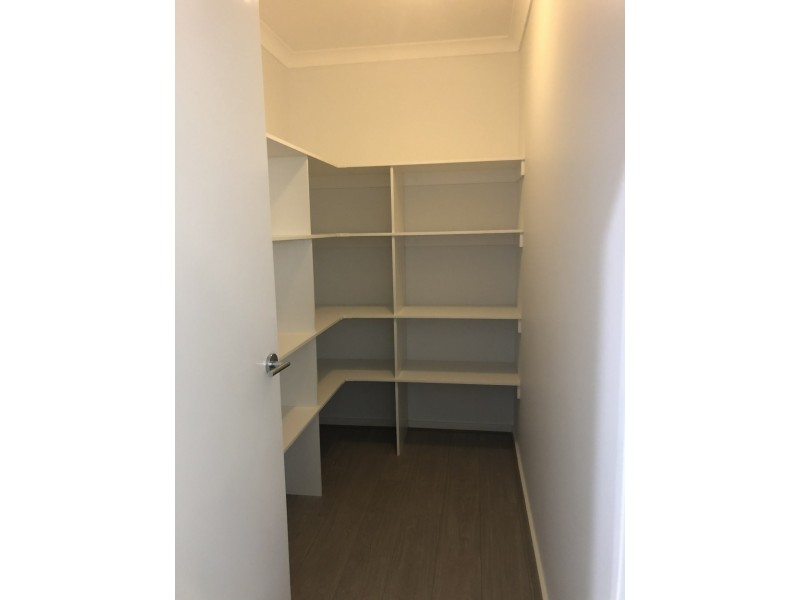 20 Yellowgum Road, Lyndhurst VIC 3975