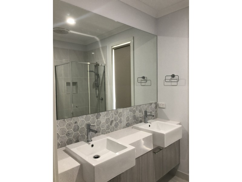 20 Yellowgum Road, Lyndhurst VIC 3975