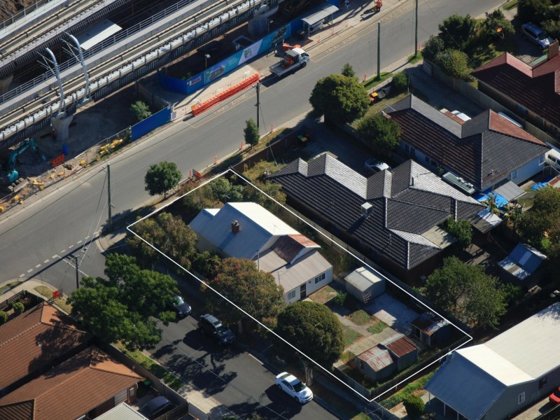 8 Mons Parade, Noble Park VIC 3174