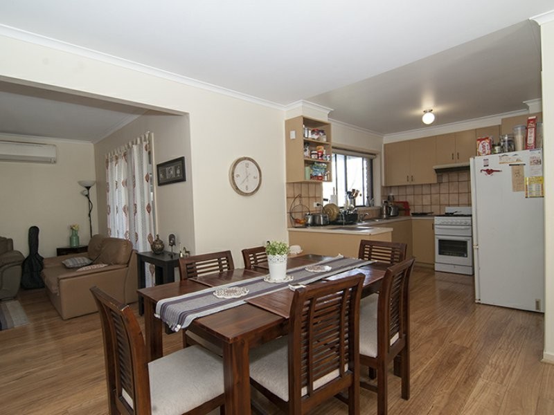 4/52 Ambrie Crescent, Noble Park VIC 3174