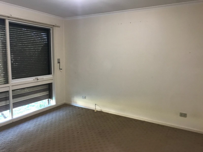 11 Beckington Crescent, Hampton Park VIC 3976