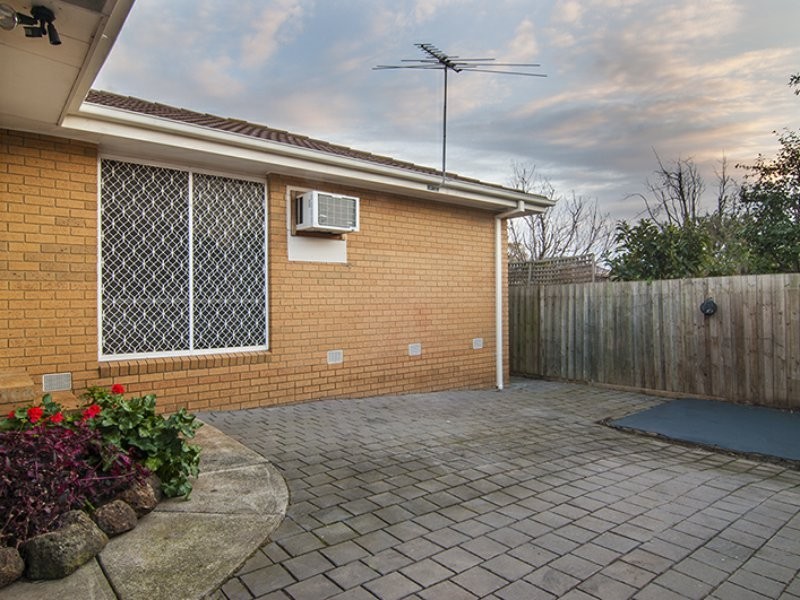 1B Ronald Avenue, Noble Park VIC 3174