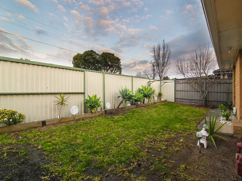 1B Ronald Avenue, Noble Park VIC 3174