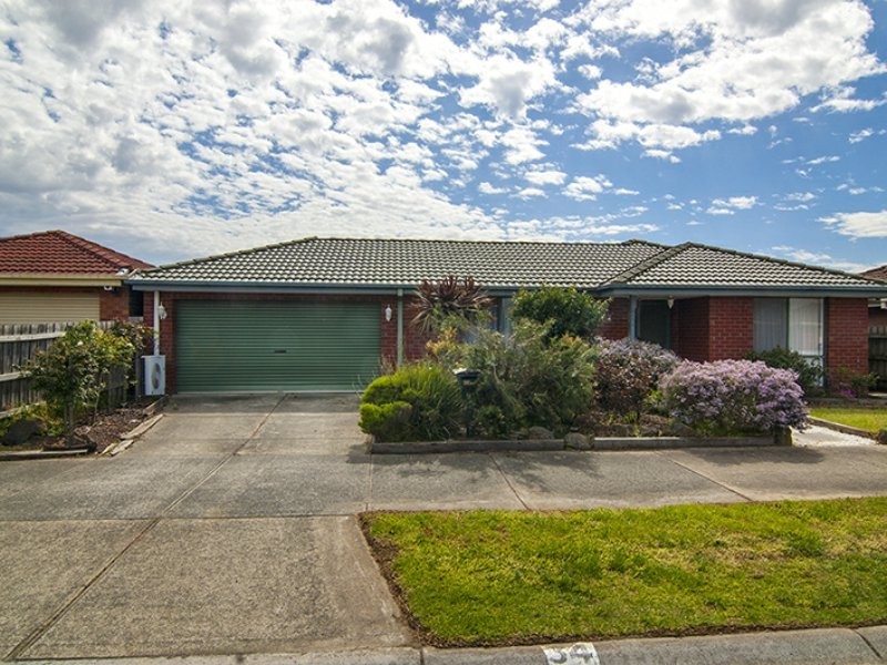 34 Trafalgar Way, Cranbourne East VIC 3977