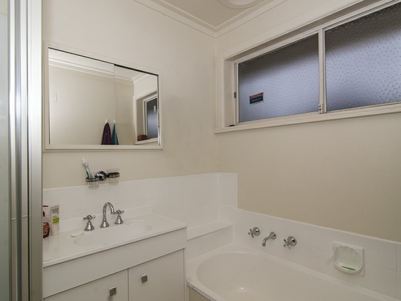 2/61 King George Parade, Dandenong VIC 3175