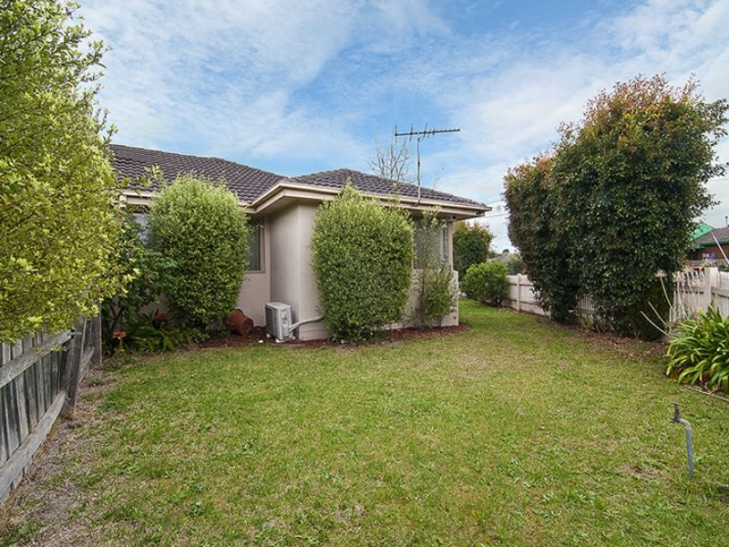 2/61 King George Parade, Dandenong VIC 3175