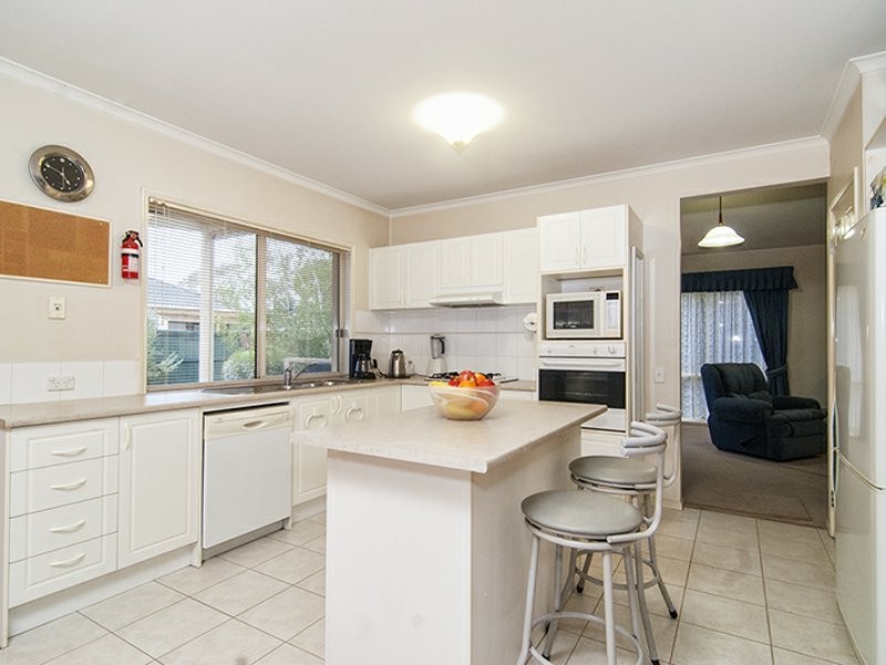 5 Brookville Court, Narre Warren South VIC 3805