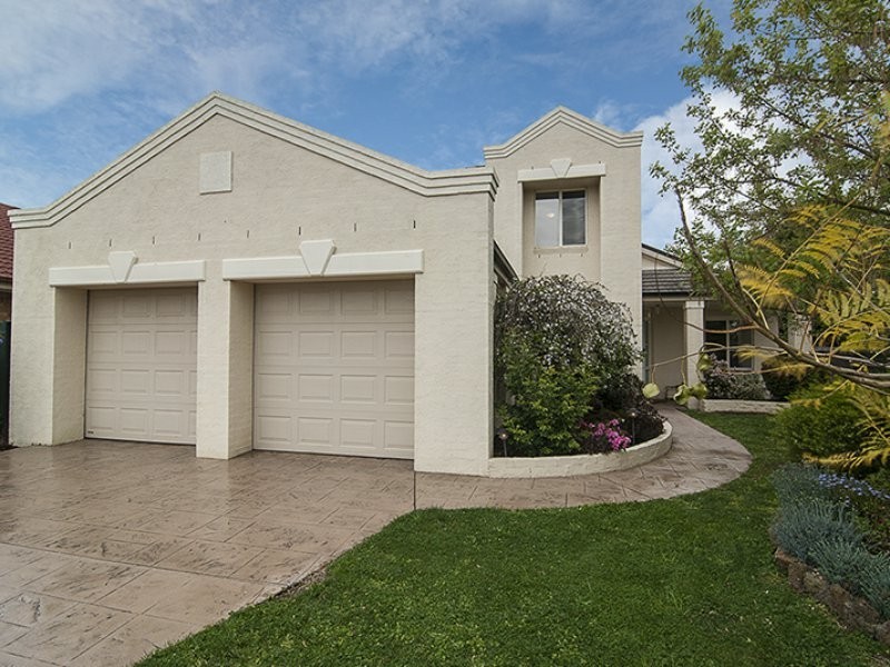 5 Brookville Court, Narre Warren South VIC 3805