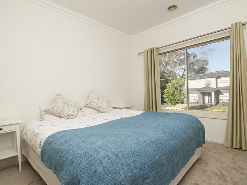 2/2 Nockolds Crescent, Noble Park VIC 3174