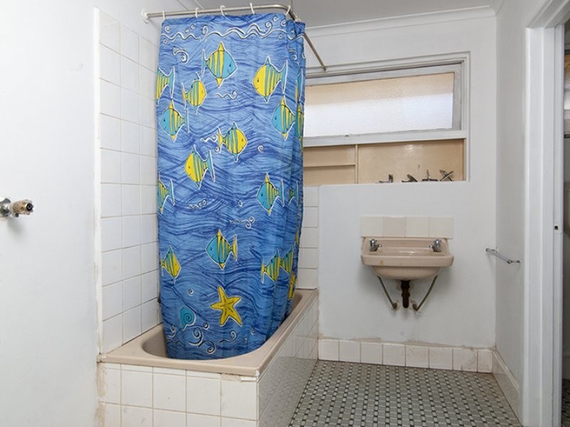 2/64 Fintonia Road, Noble Park VIC 3174