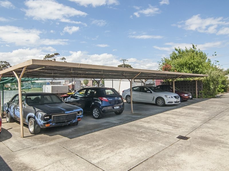 2/64 Fintonia Road, Noble Park VIC 3174