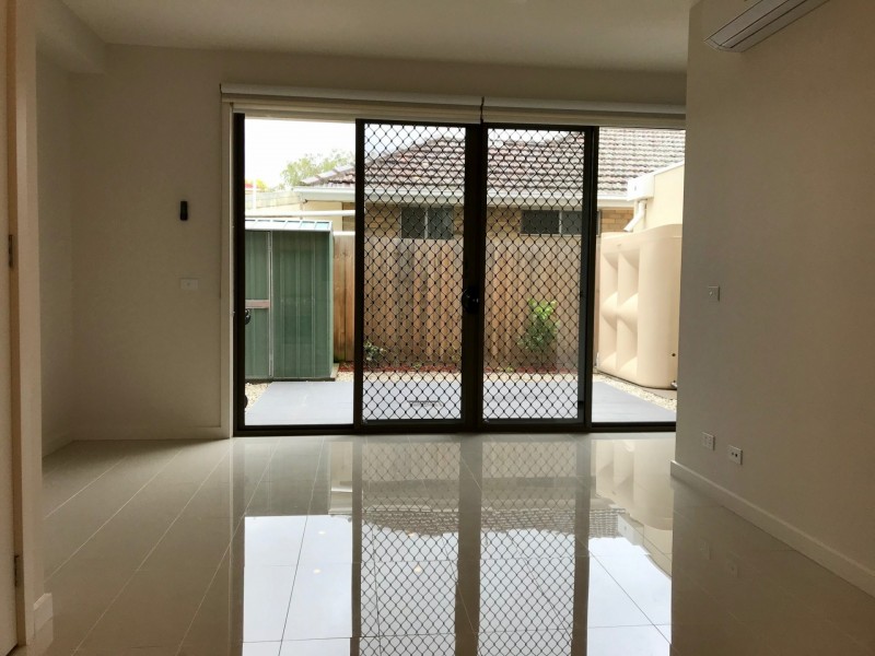 2/80 Corrigan  Road, Noble Park VIC 3174