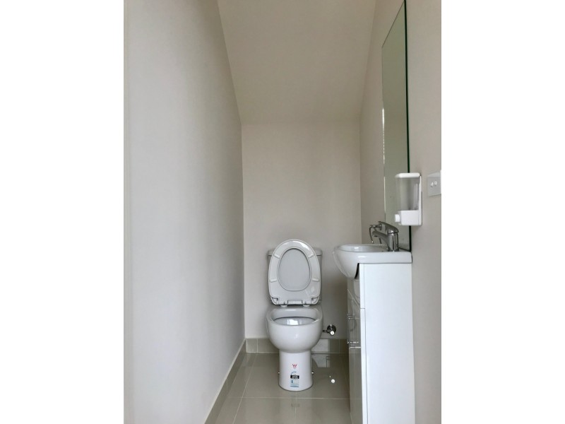 2/80 Corrigan  Road, Noble Park VIC 3174