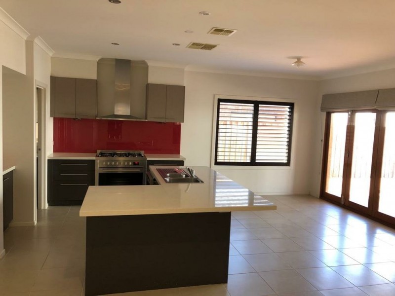 114 Clarendon Drive, Keysborough VIC 3173