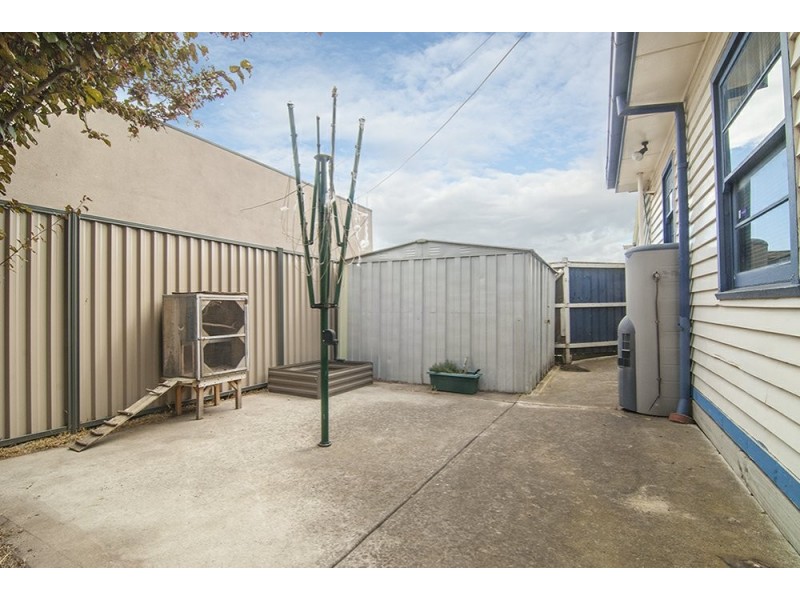 1/4 Forster Street, Noble Park VIC 3174