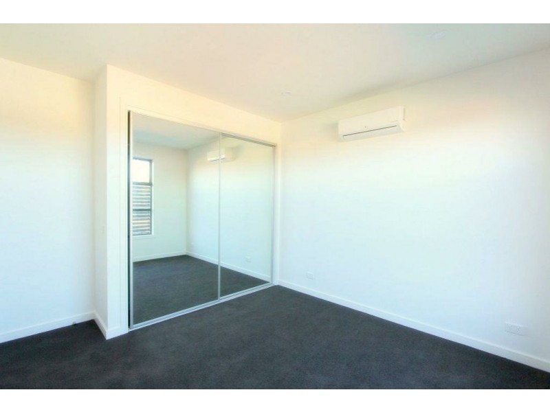 4/63 Royal Avenue, Springvale VIC 3171