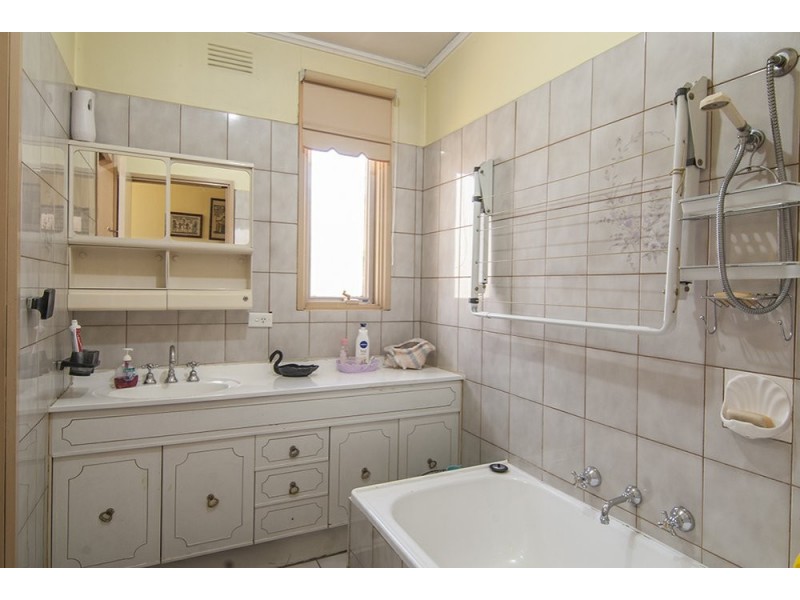 19 Rebecca Street, Doveton VIC 3177