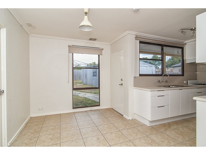 28 Valerie Drive, Cranbourne VIC 3977