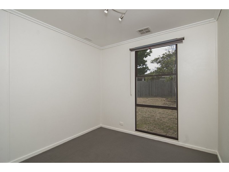 28 Valerie Drive, Cranbourne VIC 3977