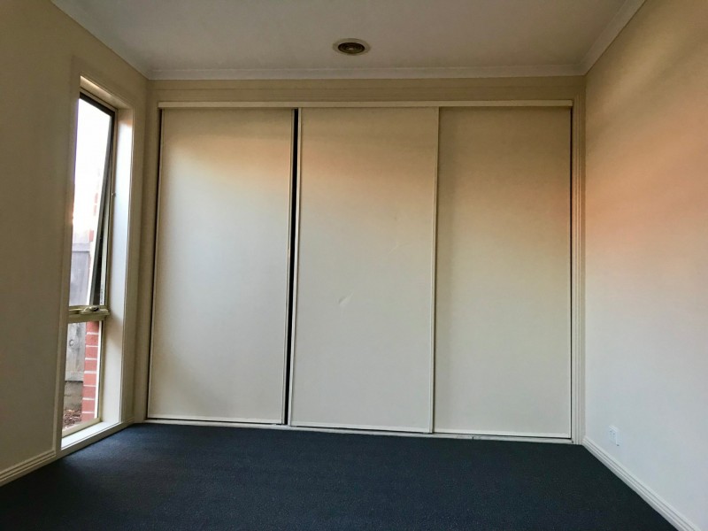 4/1 Briggs Cresent, Noble Park VIC 3174