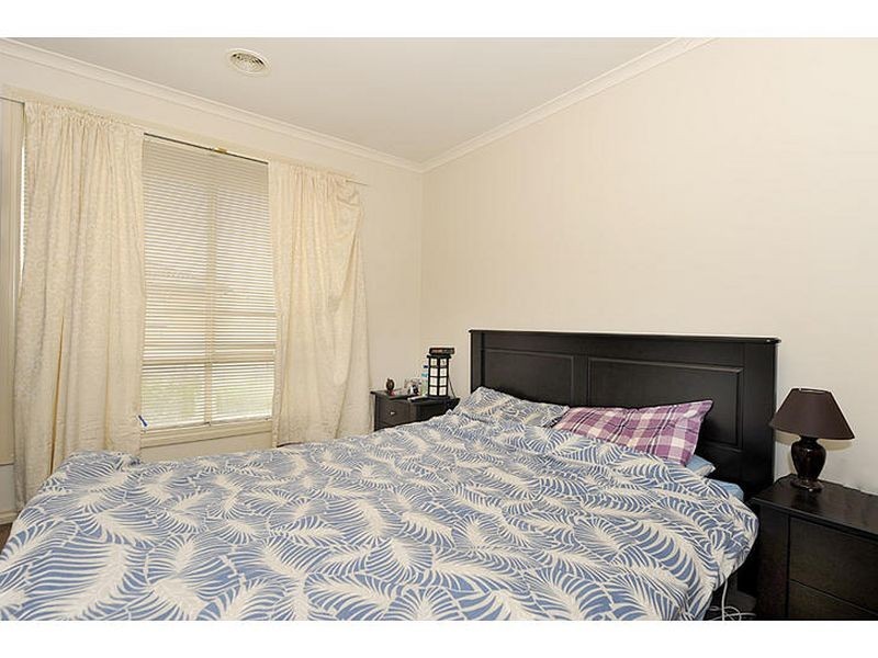 2/64 Chandler Road, Noble Park VIC 3174