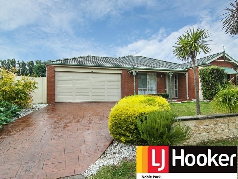 26 Glenshee Drive, Lynbrook VIC 3975