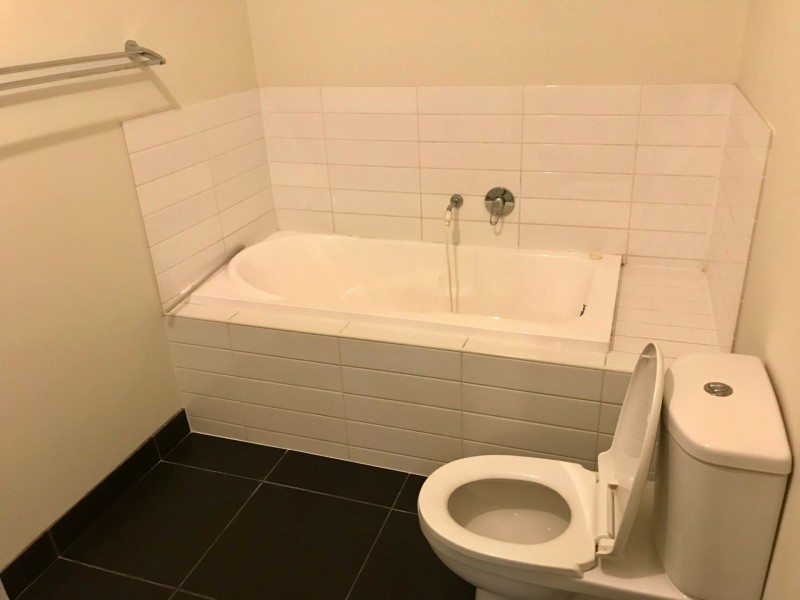 3/8 Prunus Grove, Doveton VIC 3177