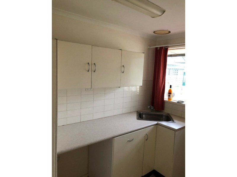 98 James Cook Drive, Endeavour Hills VIC 3802