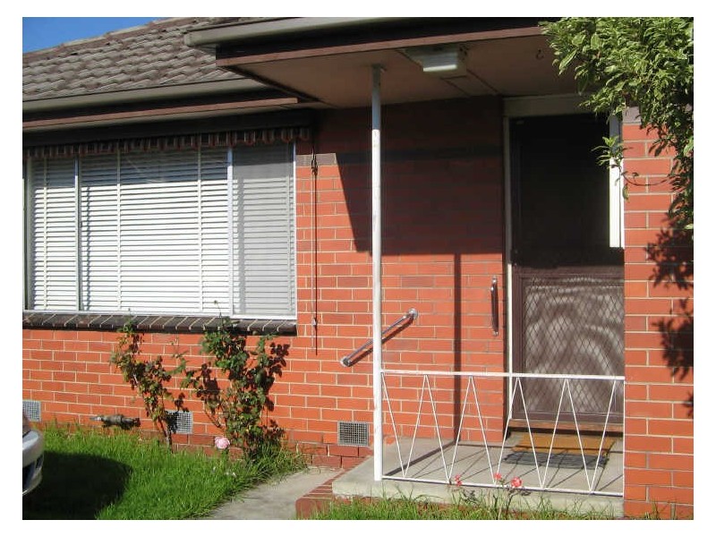 2/220 Corrigan Rd, Noble Park VIC 3174