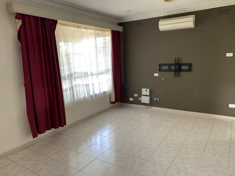 16 Finchaven Avenue, Keysborough VIC 3173