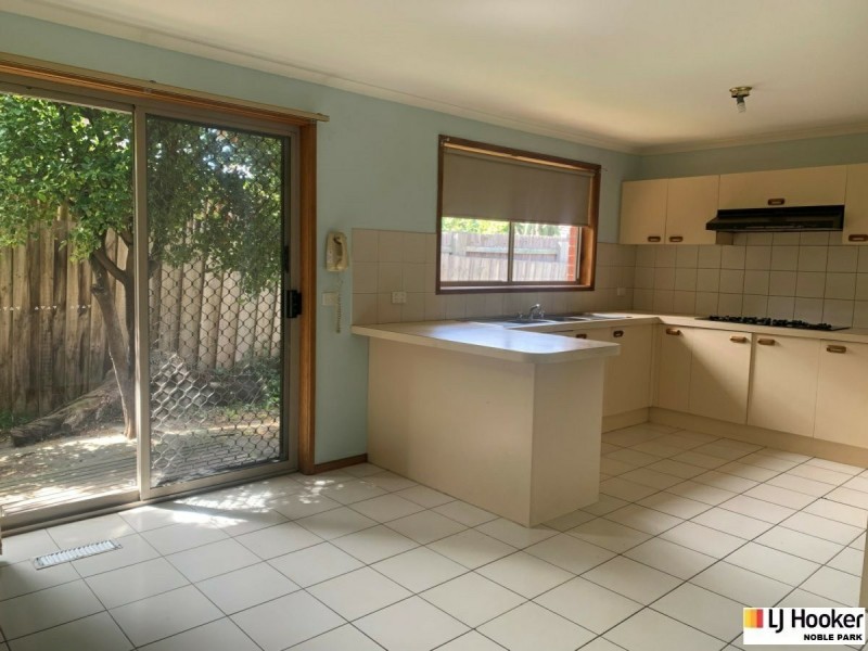 2/2 Kemp Street, Springvale VIC 3171