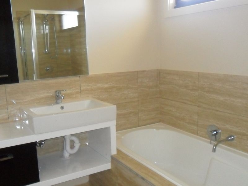 2/1 Rex Court, Noble Park VIC 3174