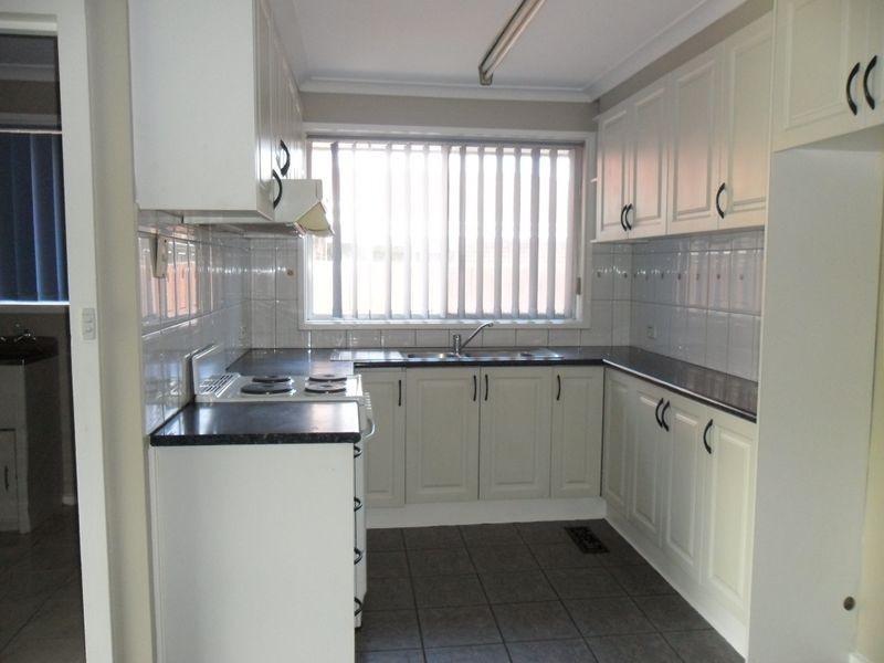 13 Cosier Drive, Noble Park VIC 3174