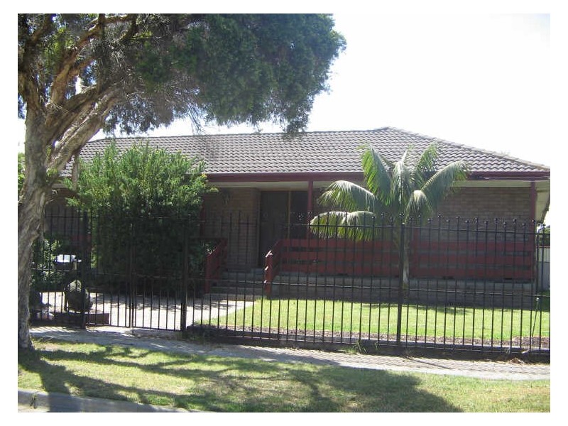 9 Springside Crescent, Keysborough VIC 3173