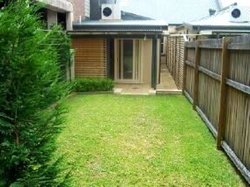 14 Eden Street, Crows Nest NSW 2065