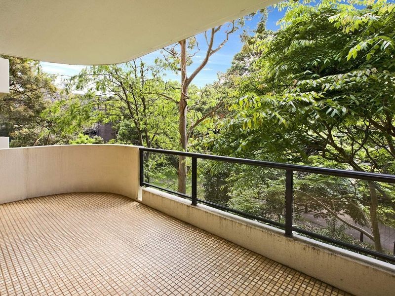 23/2 Parkside Lane, Chatswood NSW 2067