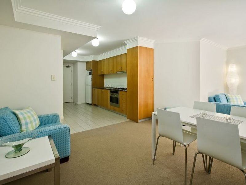 18/236 Pacific Highway, Crows Nest NSW 2065