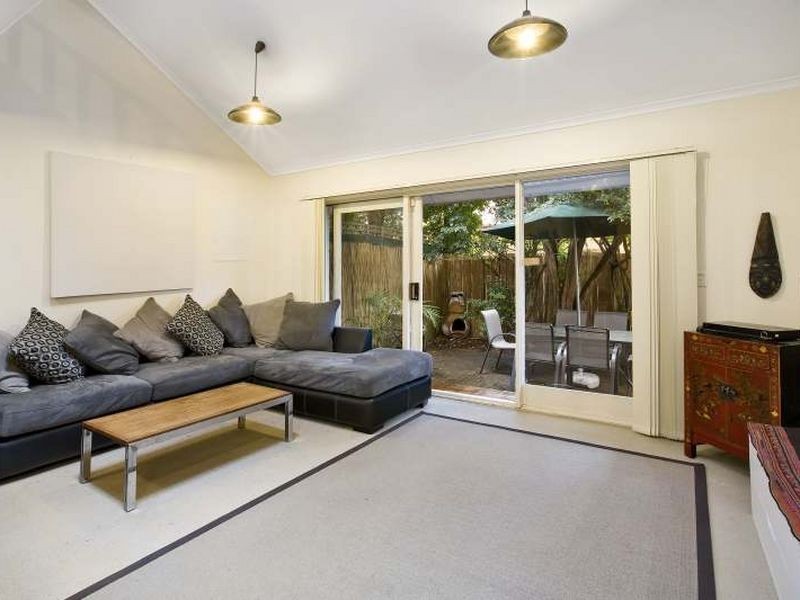 27a Burlington Street, Crows Nest NSW 2065