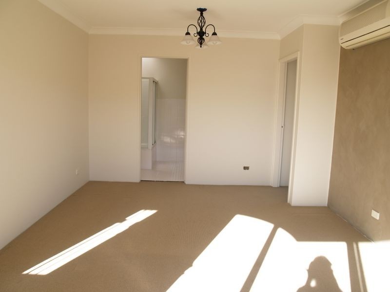 12/10 BROOK STREET, Crows Nest NSW 2065