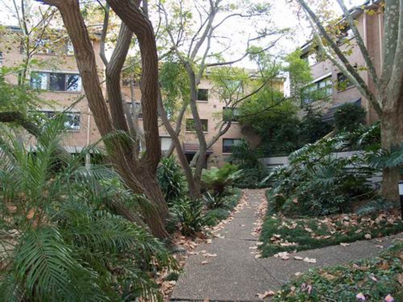 13/2 Rodborough Avenue, Crows Nest NSW 2065