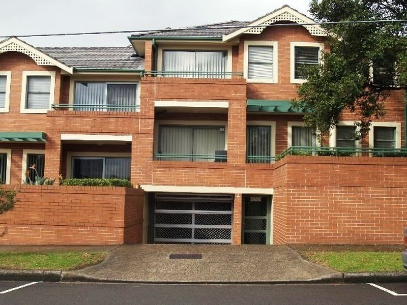 33D ABBOTT STREET, Cammeray NSW 2062