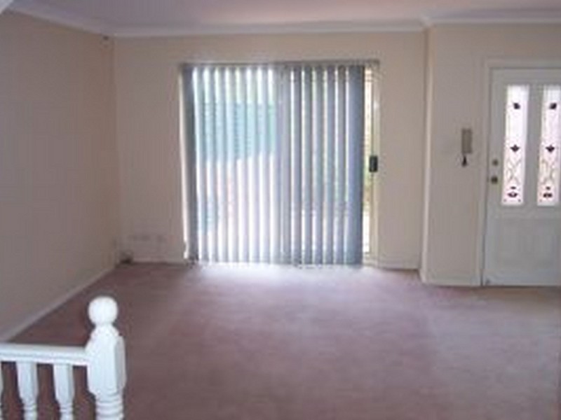 6/5 LITHGOW STREET, Wollstonecraft NSW 2065