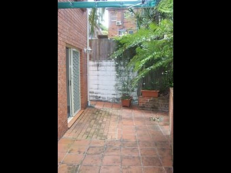 6/5 LITHGOW STREET, Wollstonecraft NSW 2065