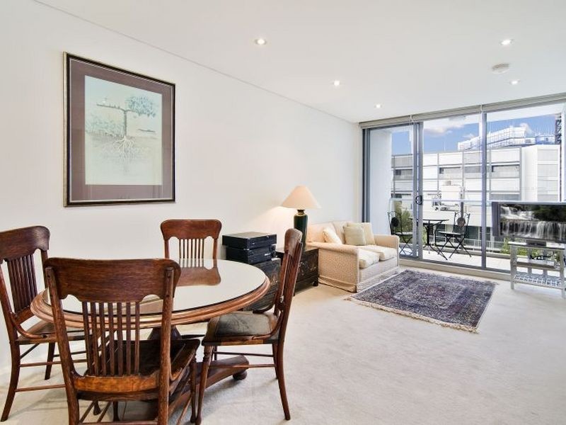 32/30-36 Albany Street, St Leonards NSW 2065