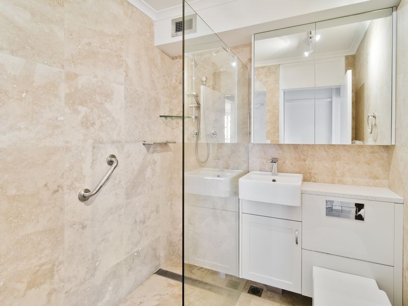 66/2A Henry Lawson Avenue, Mcmahons Point NSW 2060