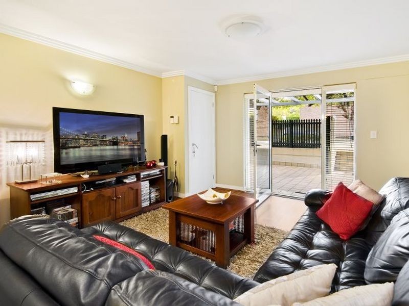 33/143 Ernest Street, Crows Nest NSW 2065